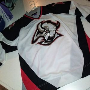 Men's hockey jersey